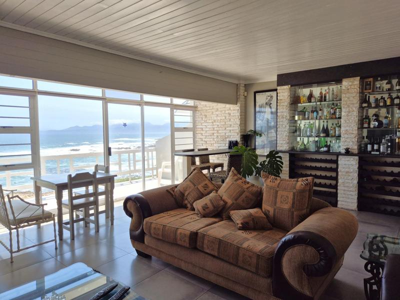 7 Bedroom Property for Sale in De Kelders Western Cape